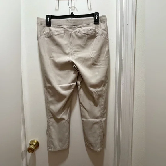Simply Vera Vera Wang Cropped Pants Beige M - Picture 5 of 6
